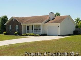 399 Northwoods Dr, Raeford, NC 28376