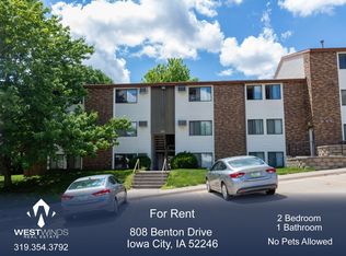808 Benton Dr APT 31, Iowa City, IA 52246