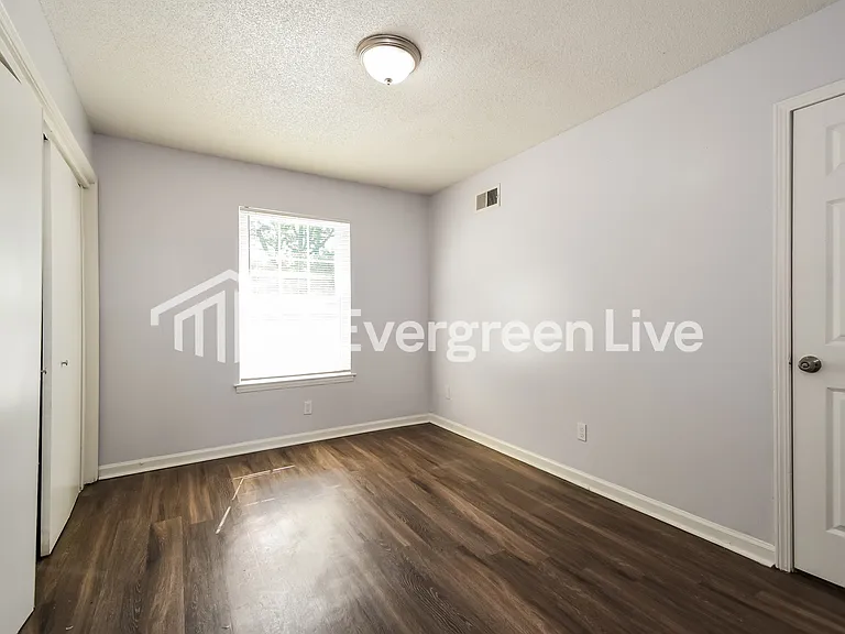 6070 Tulane Rd — Photo 6