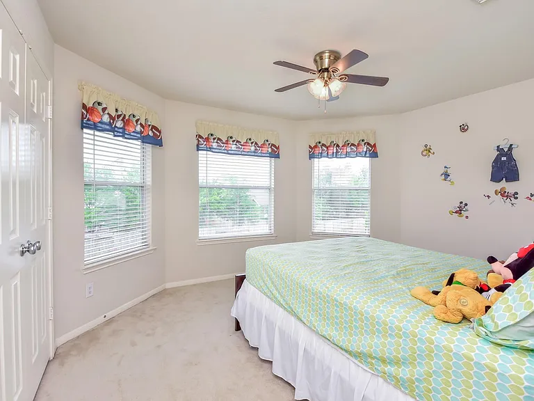 1815 Granite Field Ln — Photo 30