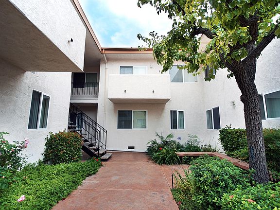 3rd image of 19229 Nordhoff St APT 6