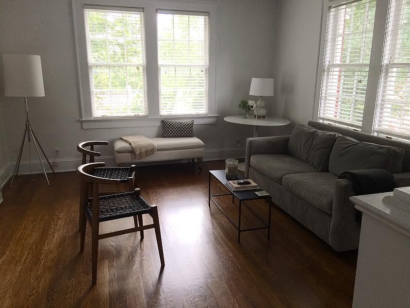 1st image of 824 Greenwood Ave NE APT 11
