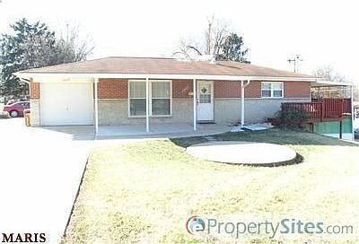 1st image of 4000 Hoffmeister Ave