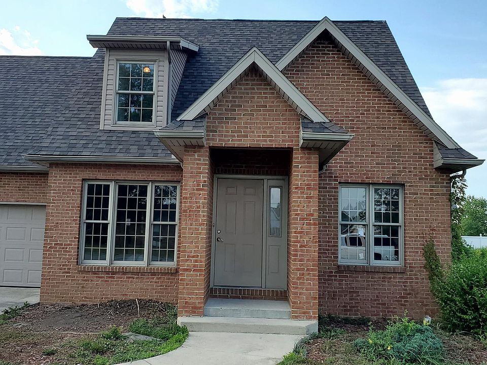 1st image of 2927 Lilly Dr #0