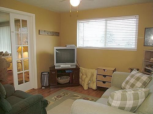 Den/office/bedroom