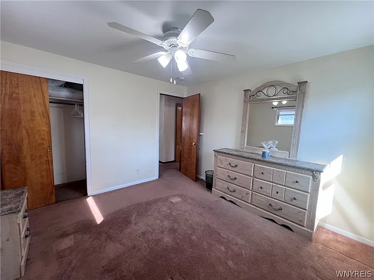 480 W Hazeltine Ave — Photo 11