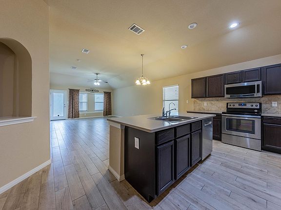 2nd image of 15111 Verela Dr