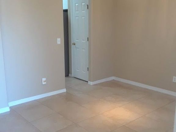 3rd image of 620 Windsor Estates Dr