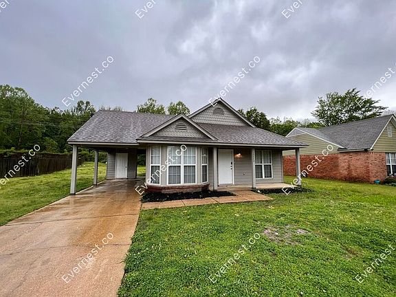 3rd image of 10449 Kristen Dr S