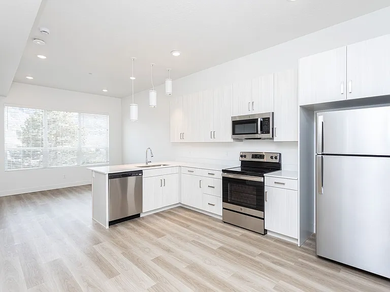 Wasatch View Apartments — Photo 22