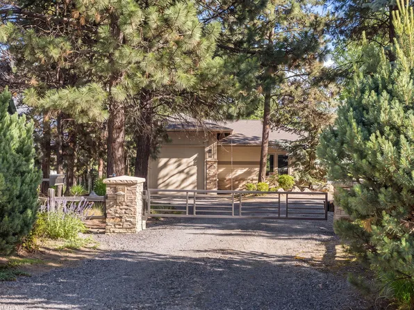 56688 Lunar Dr, Bend, OR 97707