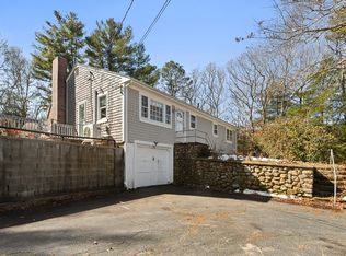 290 Main St, Mashpee, MA 02649