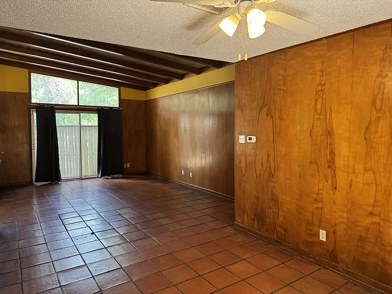 1715 Woodland Ave — Photo 6