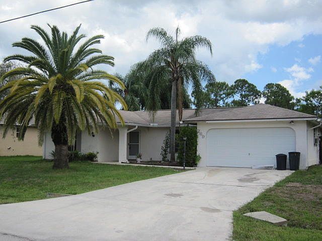 1st image of 269 SE Whitmore Drive