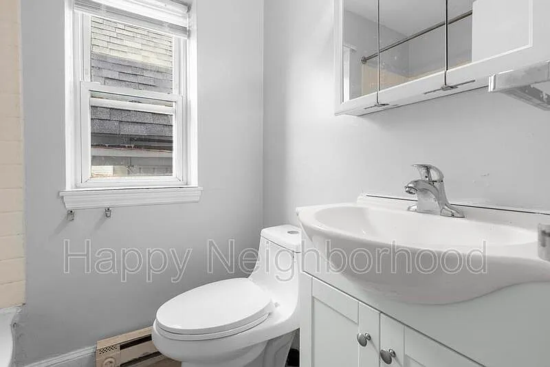 1 bed, 1.0 bath, 600 sqft, $1,200 — Photo 4