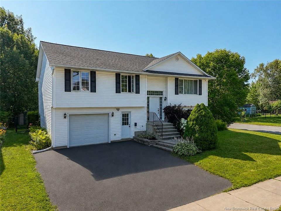 1st image of 86 Rebecca Dr