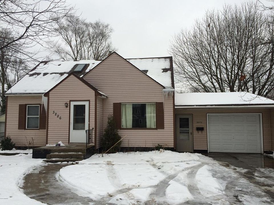 1st image of 3226 Clyde Park Ave SW