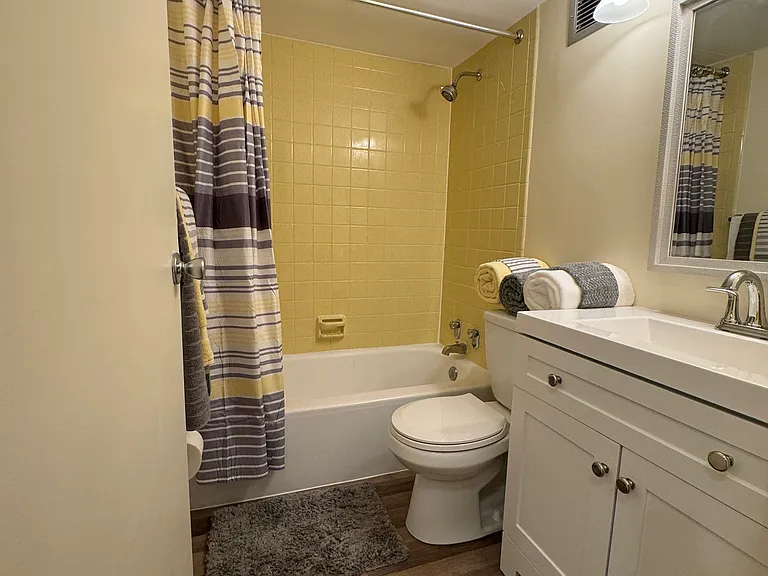 70 Southbridge St #909 — Photo 4