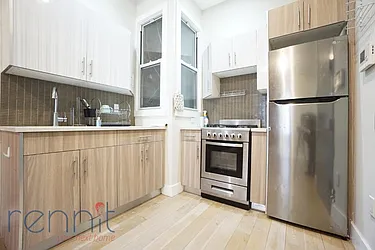 Rented by Rennit Inc.