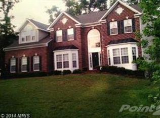 11011 Howitzer Dr, Fredericksburg, VA 22408