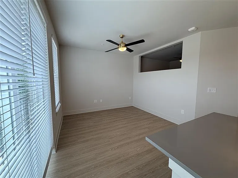 District on the Etowah Apartments — Photo 203