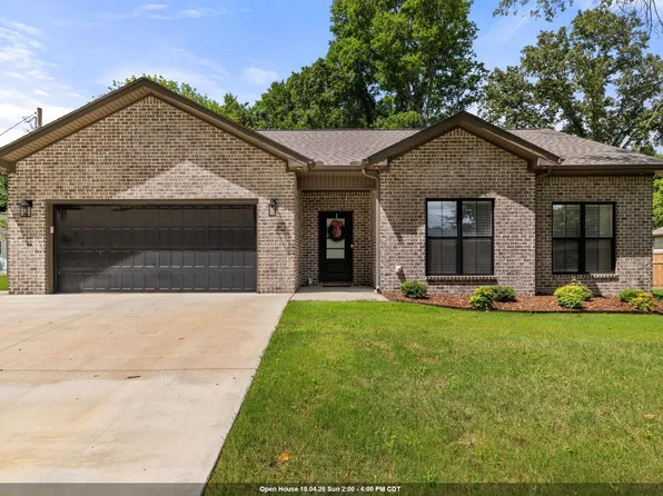 113 Jefferson Ave, Muscle Shoals, AL 35661