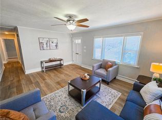725 Oakland Ave, Hampton, VA 23663