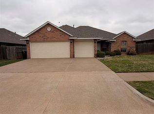 2809 NW 169th St, Edmond, OK 73012