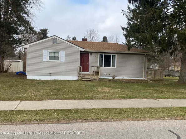 1432 Franklin St, Haslett, MI 48840