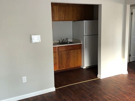 2nd image of 262 Maine Ave APT 5
