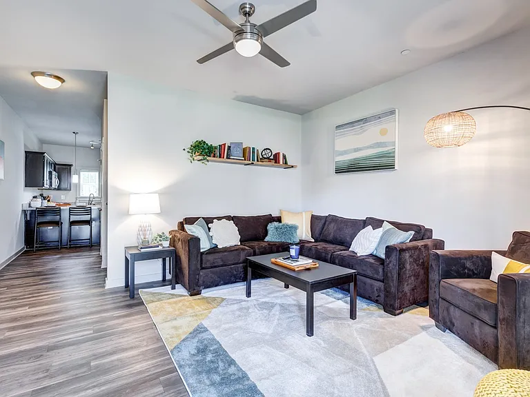 Arlington Cottages and Townhomes-POI-024
