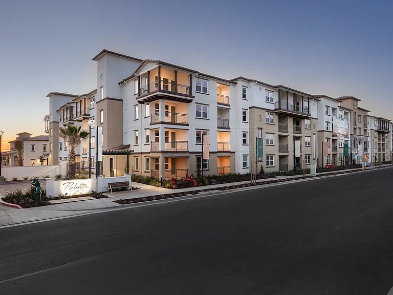 Palmia, Age 55+ Luxury Apartments — Photo 46