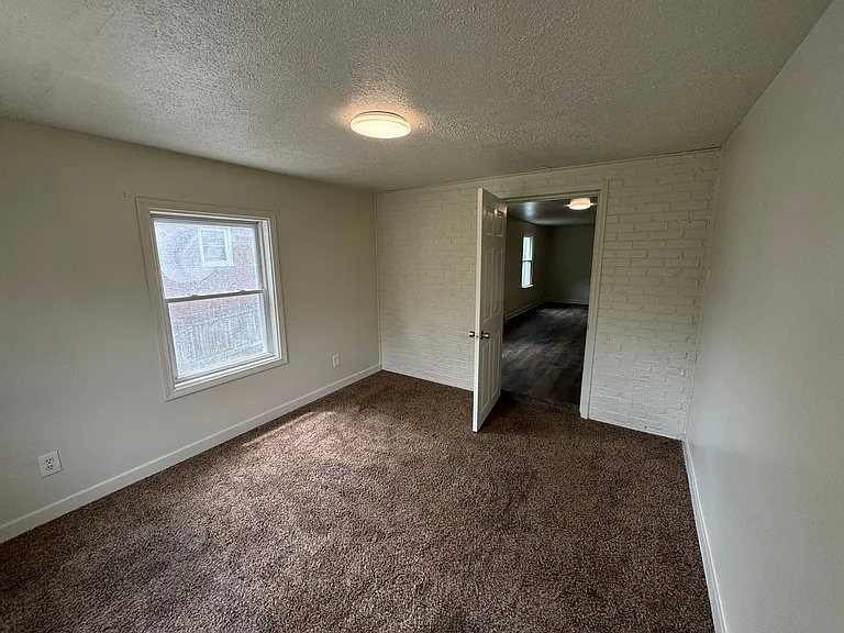 180 Central Ave — Photo 10