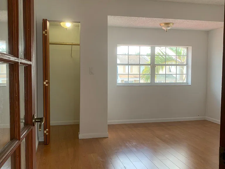 6988 W 17th Ct — Photo 9