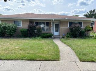 29415 Cunningham Dr, Warren, MI 48092