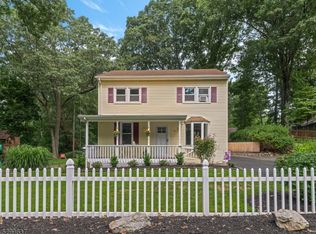 24 Homestead Rd, Lake Hopatcong, NJ 07849
