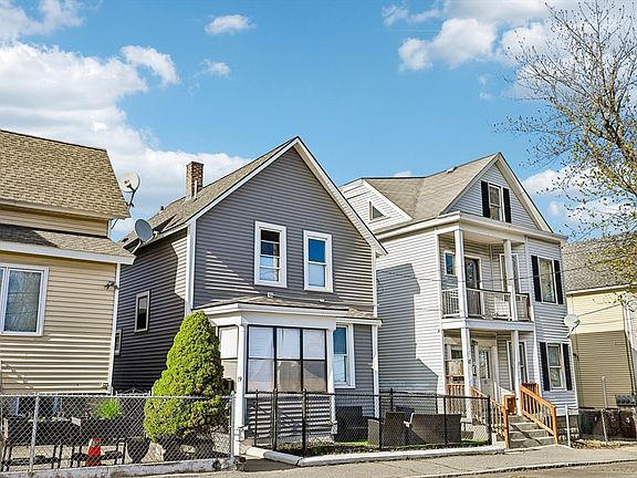 3rd image of 19 Sheldon St