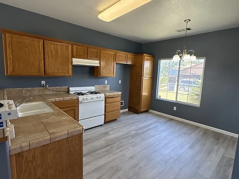 30743 Cottontail St — Photo 2