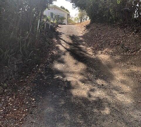 4th image of Constitution Hill Est #Qu