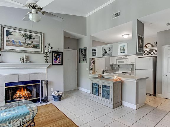 4th image of 160 Veracruz Dr Unit 437