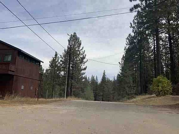 4th image of 256 Portola Ave