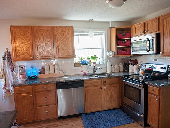 2nd image of 26 Pinehurst Ave #L