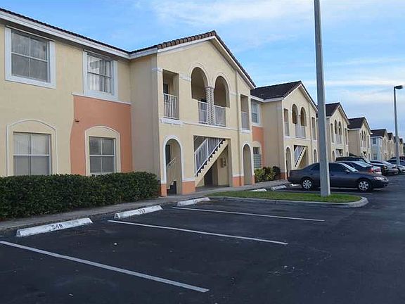 2nd image of 2551 SE 16th Ter Unit 200