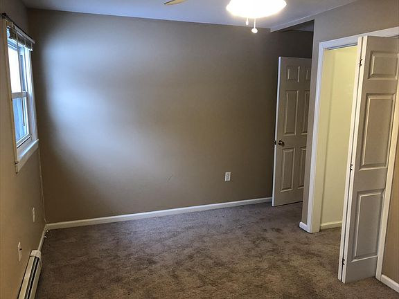 3rd image of 5 McHarrie St APT 4