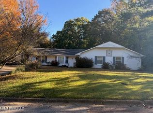 365 Cedar Hills Rd, Holly Springs, MS 38635