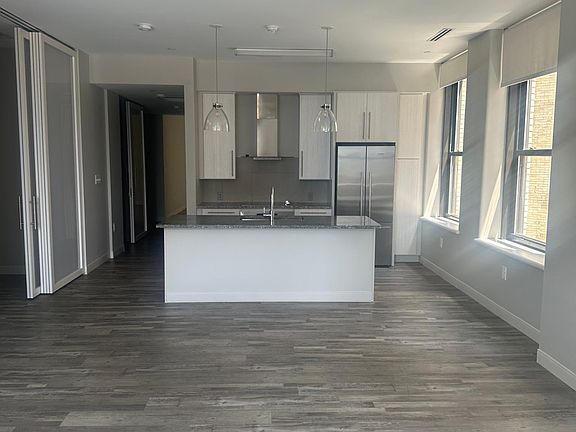 2nd image of 298 Main St Ste 703