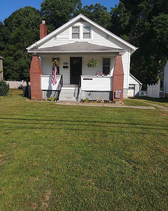 1st image of 2705 Fairview Ave