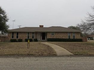 205 S 3rd St, Princeton, TX 75407