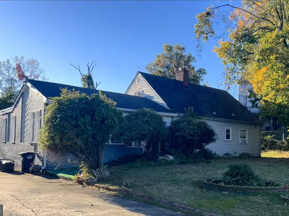 6121 Riggs Rd, Hyattsville, MD 20783