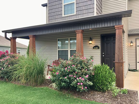 2nd image of 1183 S Oxbow Way